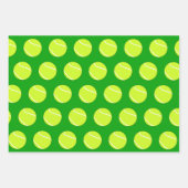 Tennis Balls en Santa Red en Green Kerstmis Inpakpapier Vel (Voorkant 2)