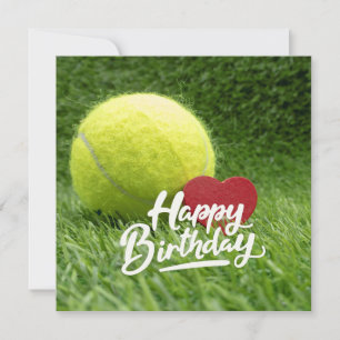 Tennis Birthday met bal en racket op groen Kaart