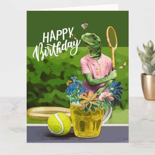 Tennis Birthday met bier- en kogelracket op groen Kaart (Kleine Plant)