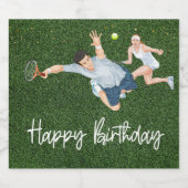 Tennis Happy Birthday met tennisspeler man vrouw Sparkling Wijnetiket (Enkel label)