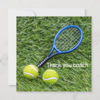Tennis Hartelijk dank, coach met racket op groen