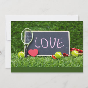 Tennis met LIEFDE op groen gras Feestdagenkaart