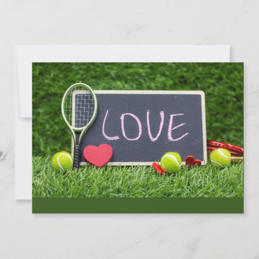 Tennis met LOVE op groen gras Feestdagenkaart (Voorkant)