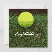 Tennis racket and ball on green felicitations (Voorkant)