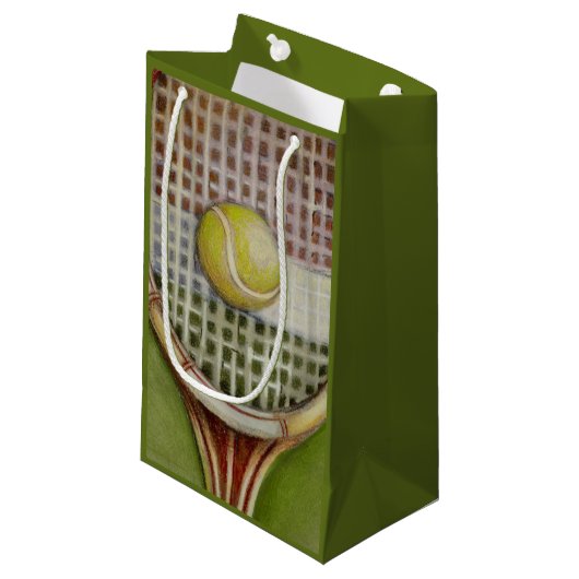 Tennis Racket met Ball Laying over Court Klein Cadeauzakje (Voorkant Gekanteld)