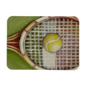 Tennis Racket met Ball Laying over Court Magneet (Horizontaal)