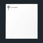 Tennis Theme Sport Monogramnaam Notitieblok<br><div class="desc">Enkelvoudige tennisspelers en dubbelgangers zullen van deze tennis-thema houden. Het moderne ontwerp van de het pictogramstijl van de logo met rekwand en een bal. Voeg jouw naam toe aan creëer van een aangepast ontwerp. Ook geweldig voor de coach! Perfecte school of kantoor accessoire voor hen die graag tennis spelen.</div>