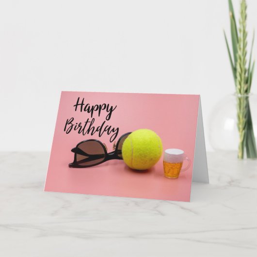 Tennis  Verjaardagskaart met bal en bier op roze Kaart (Voorkant)