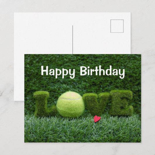 Tennis Verjaardagskaart met LIEFDE op groen gras Briefkaart (Voorkant / Achterkant)