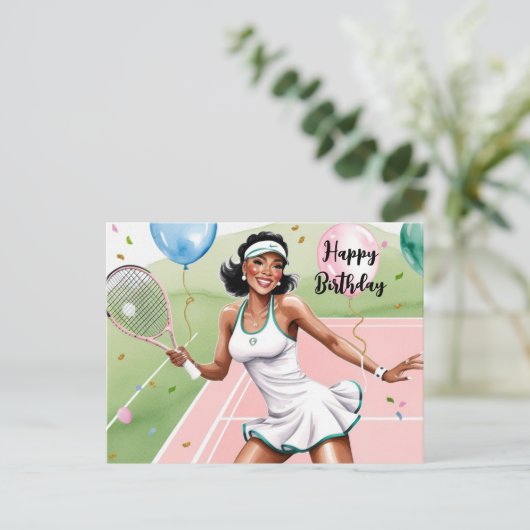 Tennis Woman Player met Happy Birthday-woord Briefkaart (Staand voorkant)