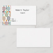 Tennisbal en kleurrijke racket op wit visitekaartje