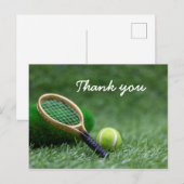 Tennisbal en racket op groen gras briefkaart (Voorkant / Achterkant)