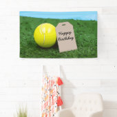 Tennisbal met blanco label Happy Birthday Spandoek (Insitu)