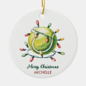 Tennisbal met kerstmuts Aangepaste Kerstmis Keramisch Ornament (Voorkant)