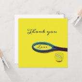 Tennisbal met racket op geel Bedankt Kaart (Voorkant / Achterkant in situ)