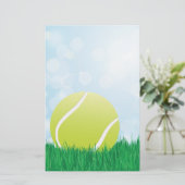 tennisbal op gras briefpapier (Staand voorkant)