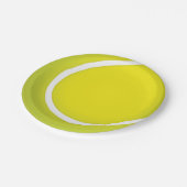 Tennisbal. Tennis is een balsport via racket. Papieren Bordje (Gekanteld)