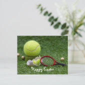 Tennisbal voor paasvakantie met tenniseieren feestdagenkaart (Staand voorkant)