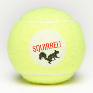 Tennisballen van drie vierkante pennen