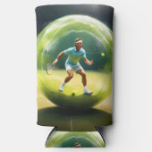 Tennisser op het veld, seltzer blikjeskoeler (Voorkant)