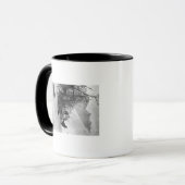 Tent en bezittingen van Explorer op Camp Site Mok (Voorkant links)