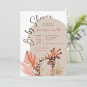 Teracotta Tan Boho Giraffe Babyshower Uitnodiging (Staand voorkant)