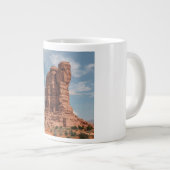 Terra Cotta Earth Monolith Art Print | Sculptural Grote Koffiekop (Voorkant rechts)