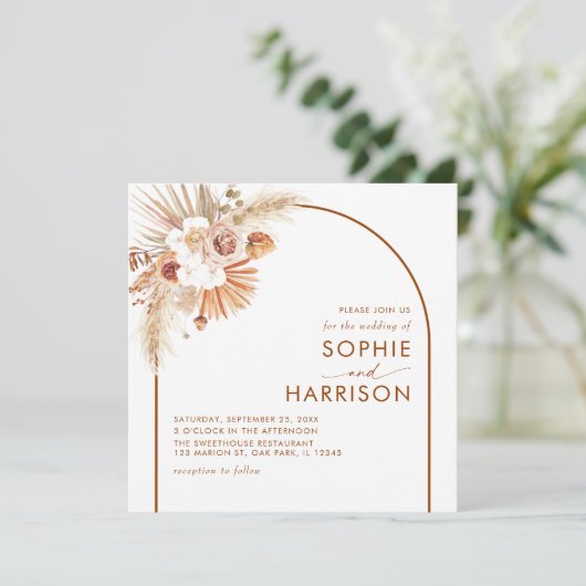 Terracotta Arch Boho Pampas Grass Square Weddensch Kaart (Staand voorkant)