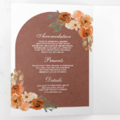 Terracotta Arch Earthy Floral Pumpkin Wedding Drieluik Uitnodiging (Binnenzijde eerst)