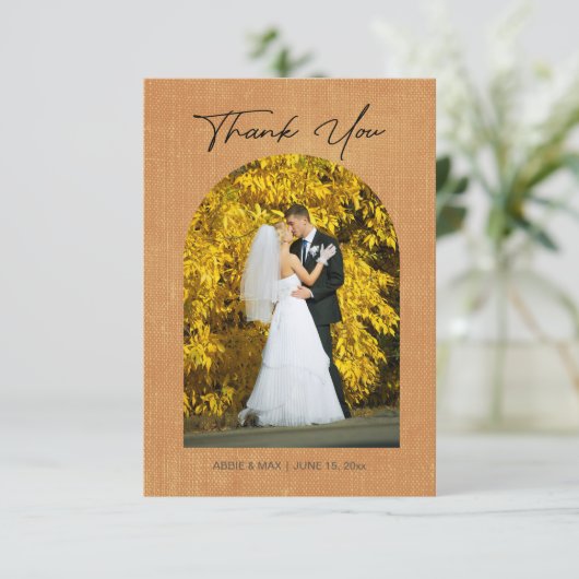 Terracotta Arch Photo Monogram Wedding Thank You Bedankkaart (Staand voorkant)