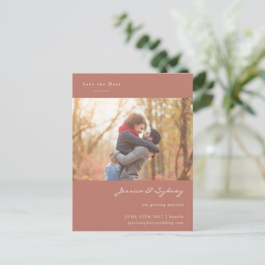 Terracotta bewaarde de paarfoto sparen de datum briefkaart (Staand voorkant)