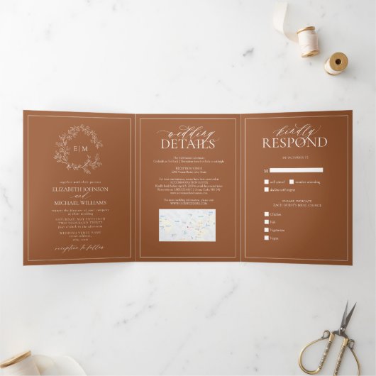 Terracotta Blad Motief Initialen Trouwdag Drieluik Uitnodiging (Binnen)