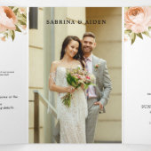 Terracotta Bloeiende Roos Hydrangea Bloemen Bruilo Drieluik Aankondiging (Binnenkant midden)