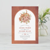 Terracotta bloemen en pompoenen vallen bruiloft kaart (Staand voorkant)