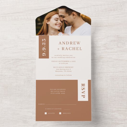 Terracotta blokkeert Spring Weddenfoto in één All In One Uitnodiging (Binnen)