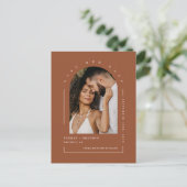 Terracotta Boho Arch Photo QR Code Save Our Date Briefkaart (Staand voorkant)