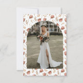 Terracotta botanische boog foto bruiloft kaart (Achterkant)