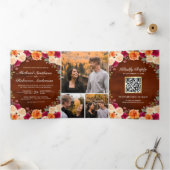 Terracotta Burgundy Floral Photo QR Code Weddensch Drieluik Uitnodiging (Binnen)