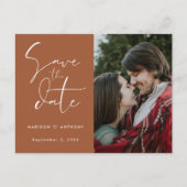 Terracotta Calligraphy Save the Date Wedding Photo Uitnodiging Briefkaart (Voorkant)