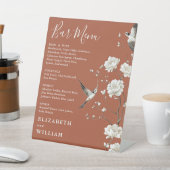 Terracotta Chinoiserie Bloemenbar Menu Trouwen Reclamebord Met Voetstuk (Insitu)