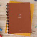Terracotta Classic Monogram Persoonlijk Wekelijks Planner<br><div class="desc">Eenvoudige persoonlijke briefpapier jaarlijkse planner met een klassiek monogram in een vierkante rand. Jaarplanner (12 maanden) met open maandelijkse overzichten en wekelijkse planningsbladen. Contacteer ons voor hulp bij personalisatie.</div>
