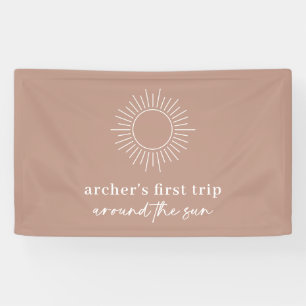 Terracotta eerste reis rond de zon spandoek
