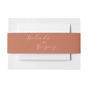 Terracotta Elegant Script Calligraphy Wedding Uitnodigingen Wikkel