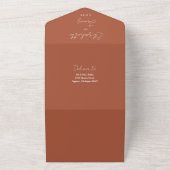 Terracotta Elegant Script QR Code Huwelijk All In One Uitnodiging (Buitenkant)