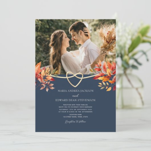 Terracotta en Navy Blue Rustic Fall Wedding Kaart (Staand voorkant)