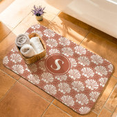 Terracotta en Witte Zeeschelp Kust Monogram Badmat