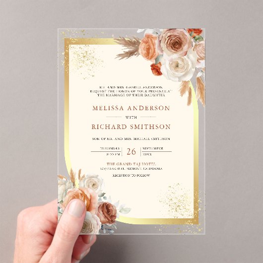 Terracotta Floral Cream Gold Wedding Acryl Uitnodigingen (Insitu (Draagbaar))