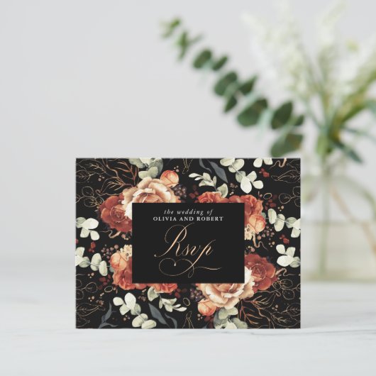 Terracotta Flowers Zwart Bruiloft RSVP Briefkaart (Staand voorkant)