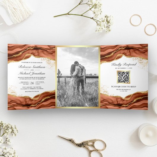 Terracotta Goud Abstracte Inkt QR Code Bruiloft Drieluik Uitnodiging