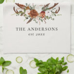 Terracotta green stag waterverf florelegant theedoek<br><div class="desc">Rustige foliage,  floral and stag antlers home personaliseert het cadeautje voor de bruiloft. Met prachtige waterverf bladeren,  wit,  bruine,  roest,  terracotta en groene sage floralen,  vlekkende geweien,  zal deze moderne roestvrije set er in je huis stijlvol uitzien en een geweldige herinnering aan je speciale dag.</div>